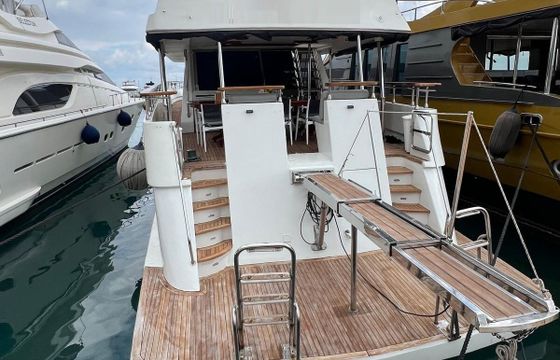 Motor yacht Custom Italian 2011 2100hp