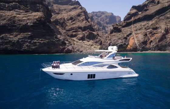 Motorboat AZIMUT 60 1600hp