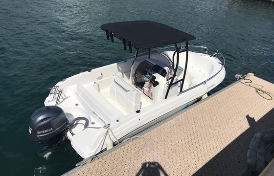Motorboat Pacific Craft Open 625 100hp