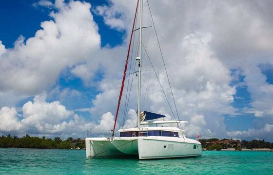 Catamaran Lagoon 42 12.8m