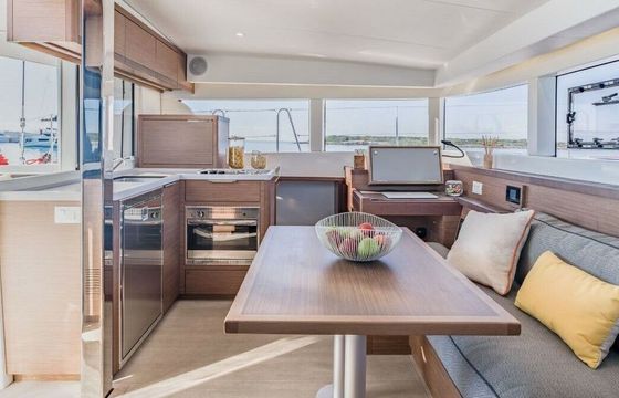 Catamaran Lagoon 40 11.7m
