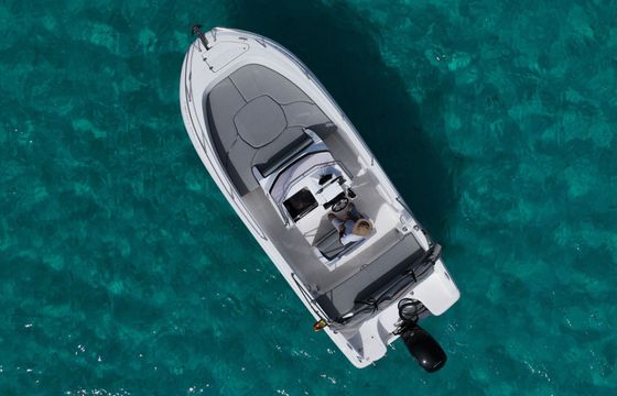 Motorboat Pacific Craft 670 Open 150hp