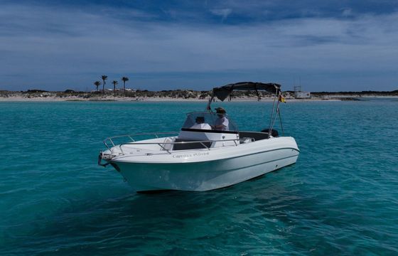 Motorboat Pacific Craft 670 Open 150hp