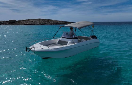 Motorboat Pacific Craft 670 Open 150hp