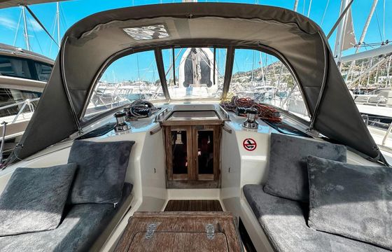 Sailboat Bavaria 40 Cruiser 12.2m