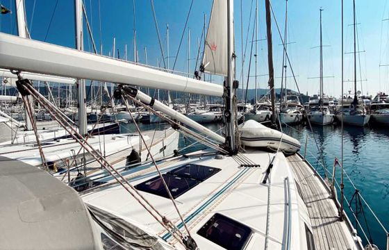 Sailboat Bavaria 40 Cruiser 12.2m
