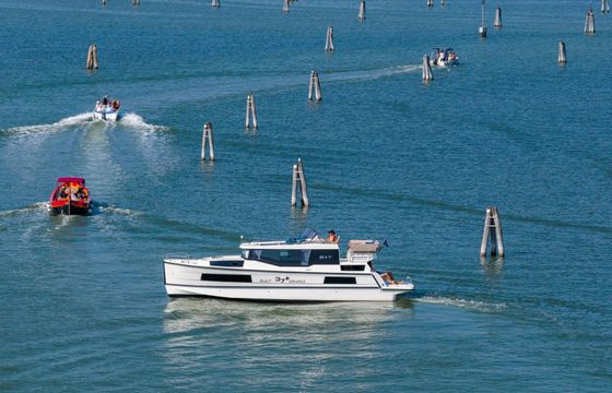 Houseboat Houseboat Grand 37