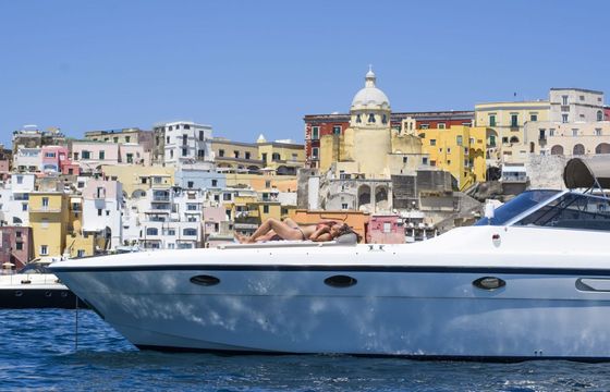 Motorboat Ferretti Itama 38 870hp