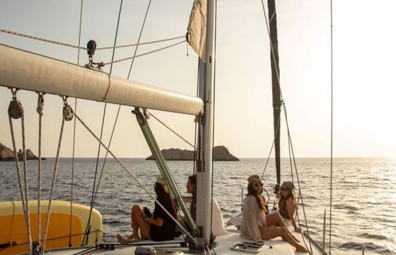 Sailboat Beneteau Oceanis 43 14m