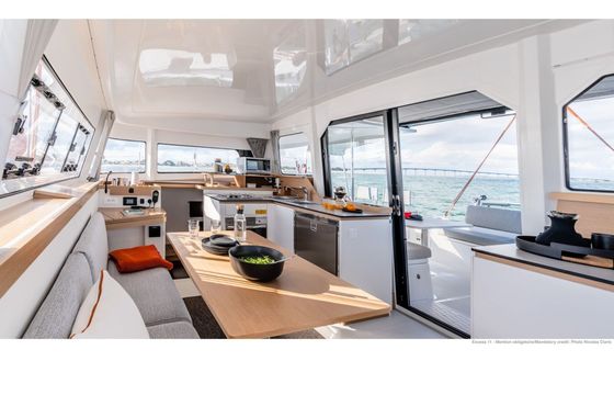 Catamaran Excess 11 11m