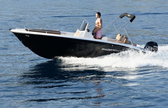 Motorboat Trimarchi Diamond 215 40hp