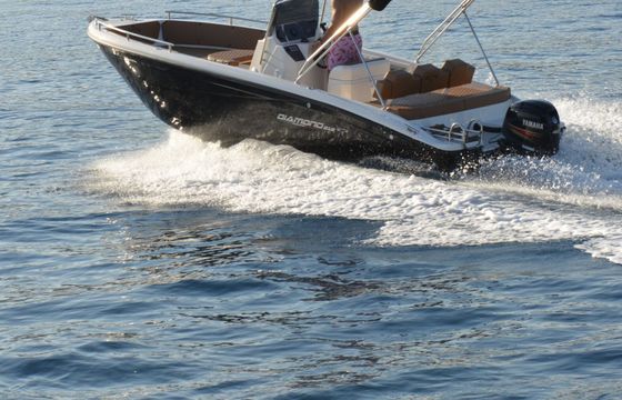 Motorboat Trimarchi Diamond 215 40hp