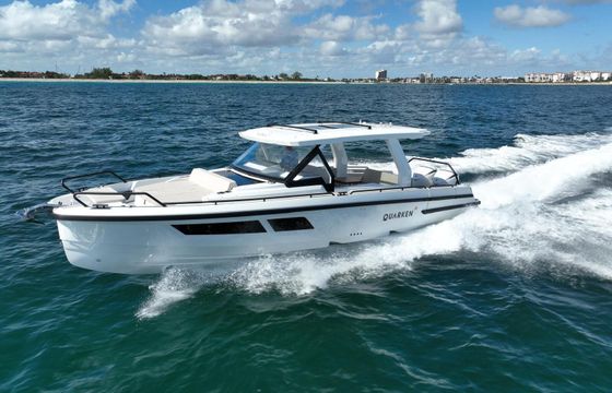 Motorboat Quarken 35 sports 600hp