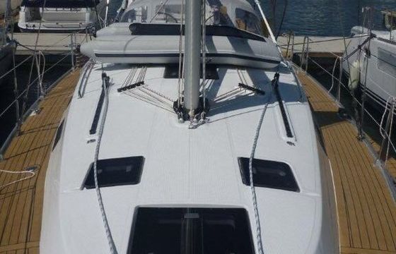 Sailboat Bavaria Cruiser 40 12.25m