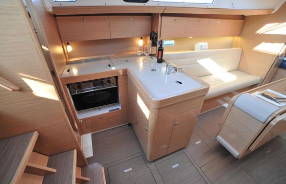Sailboat Dufour 350 GRAND LARGE 10m