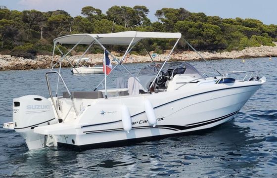 Motorboat Jeanneau Cap Camarat 6.5 WA 200hp