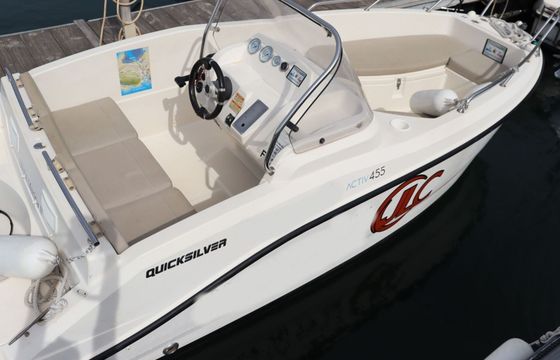 Boat without licence  QUICKSILVER ACTIVE 455 OPEN 6hp