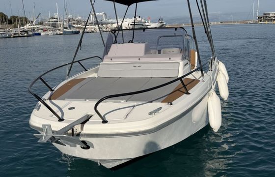 Motorboat Beneteau FLYER 7 SUNDECK 200hp