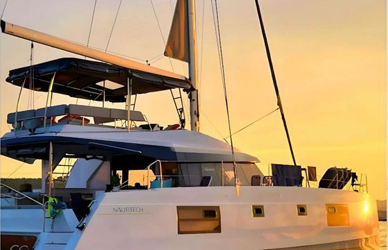 Catamaran Nautitech 46 FLY 14m