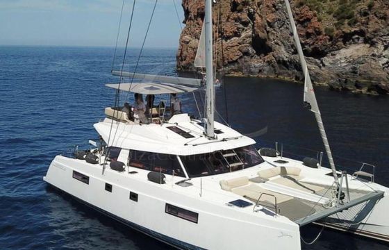 Catamaran Nautitech 46 FLY 14m