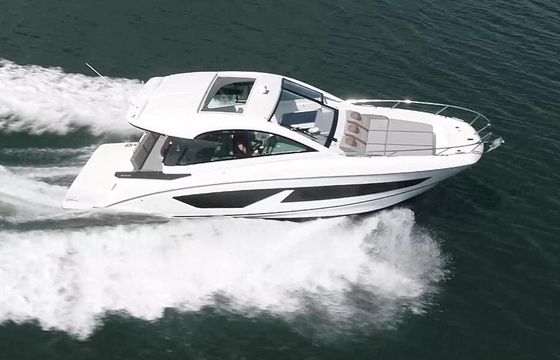 Motorboat BENETEAU GRAN TURISM 32 350hp