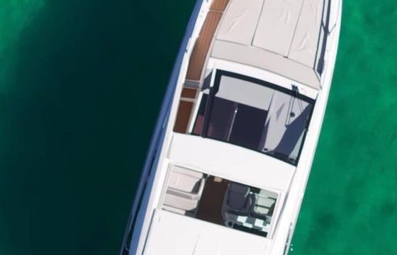 Motorboat BENETEAU GRAN TURISM 32 350hp