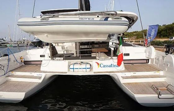Catamaran Lagoon 42 (Gen+A/C+WM) 12m