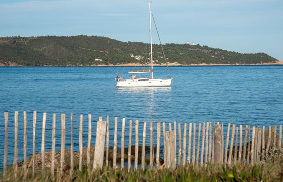 Sailboat Beneteau Oceanis 40 11.82m