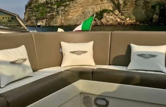Motorboat Tornado Tornado 38 classic 640hp