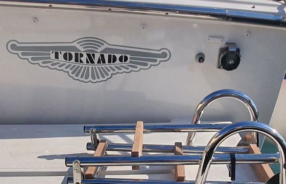 Motorboat Tornado Tornado 38 classic 640hp