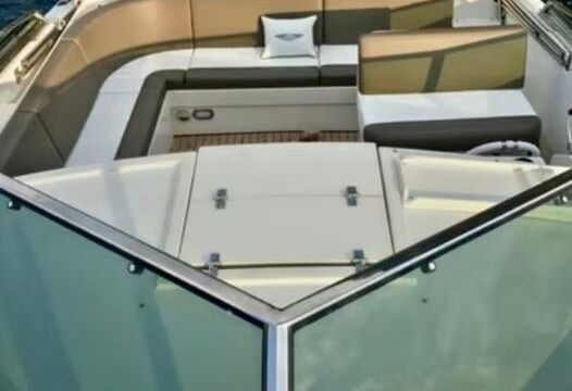 Motorboat Tornado Tornado 38 classic 640hp