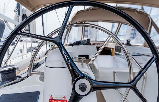 Sailboat JEANNEAU SUN ODYSSEY 479 14.43m