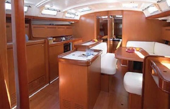 Sailboat BENETEAU CYCLADES 50.5 15.6m