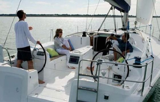 Sailboat BENETEAU CYCLADES 50.5 15.6m
