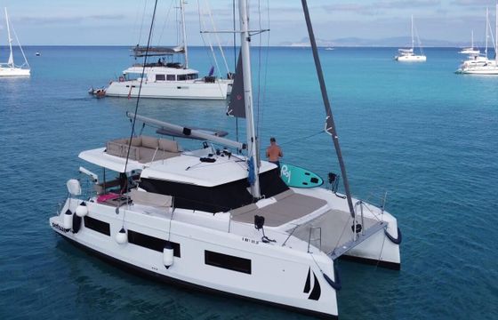 Catamaran Aventura yachts A37 10m