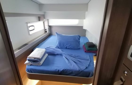 Catamaran Catana Group Bali 4.2 - 4 + 1 cab. 12m