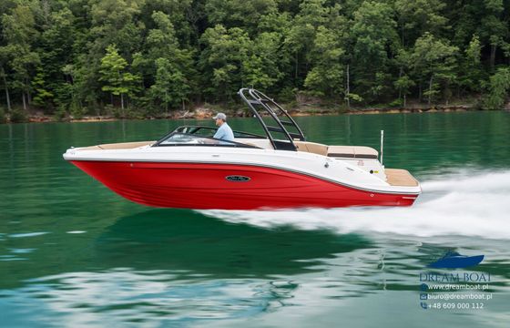 Motorboat Sea Ray 230C SPXE 350hp