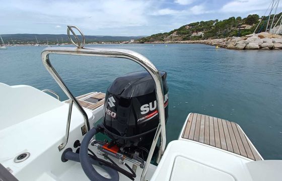 Motorboat Jeanneau BR 650 150hp