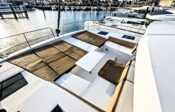 Catamaran Catana Group Bali 4.4 - 4 + 2 cab. 13m