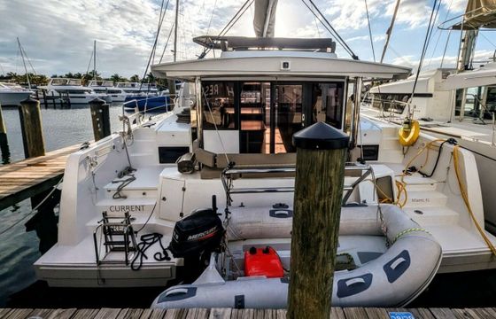 Catamaran Catana Group Bali 4.4 - 4 + 2 cab. 13m