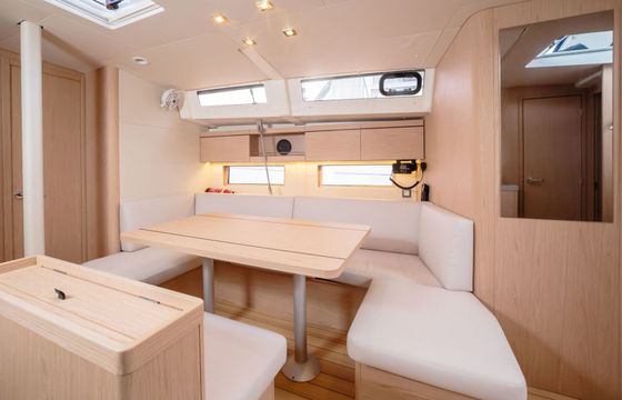 Sailboat Beneteau Oceanis 46.1 14.6m