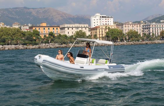 Boat without licence  Predator 6,00 40hp