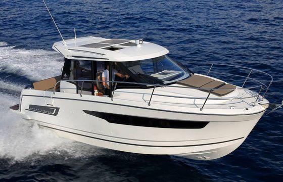 Motorboat Jeanneau Merry Fisher 895 300hp