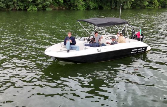 Motorboat Private Cruise 115hp