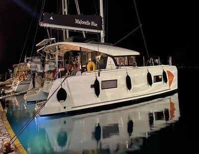 Catamaran Lagoon Lagoon 42 12.8m
