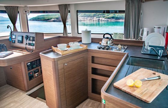 Catamaran Lagoon Lagoon 42 12.8m