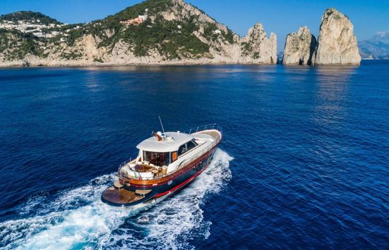 Motor yacht Apreamare 60 1800hp