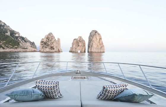 Motor yacht Riva Vertigo 2800hp