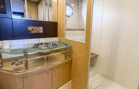 Motor yacht Riva Vertigo 2800hp