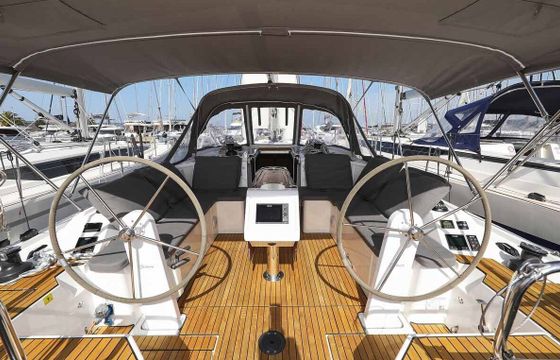 Sailboat Bavaria Yachtbau Bavaria C42 12m